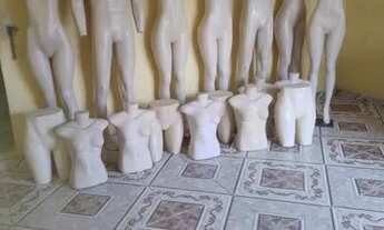 Imagem: Aluga-se ponto comercial e vendia os manequin