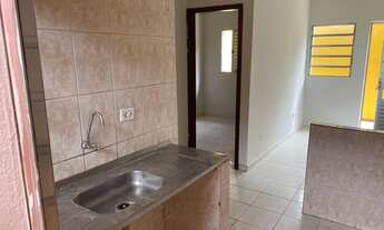 Imagem 4: Casa de condomínio térrea para aluguel possui 45 metros quadrados com 2 quartos