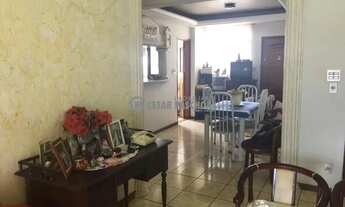 Imagem 4: Apartamento Padrão Centro apartamento ótima localização, no Centro, próximo a comércios<