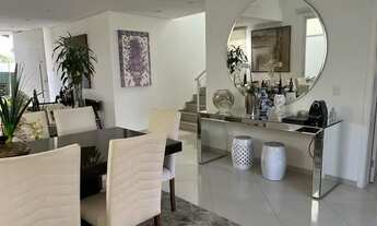 Imagem 4: Alugo Sobrado Mobiliado com 3 Suites e Piscina no Mont Blanc