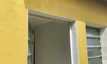 Imagem 2: Casa de condomínio térrea para aluguel possui 45 metros quadrados com 2 quartos