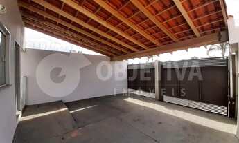 Imagem 2: Casa estilo sobrado no bairro Shopping Park Uberlândia para aluguel