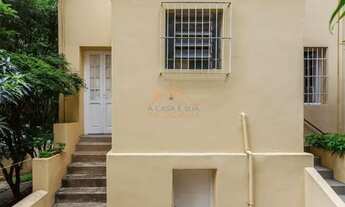 Imagem 4: Casa 02 pavimentos de aproximadamente 600m² de área total. Localizado no bairro Lourdes ex