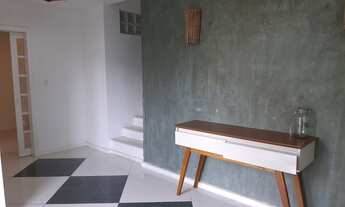 Imagem 3: Casa duplex 4 quartos sendo 1 suíte,terreno com piscina e hidro,3vagas no Cosme Velho. Doc