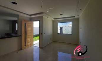 Imagem 3: Oportunidade imperdível! Casa belíssima com 3 quartos, quintal amplo, fino acabamento em I