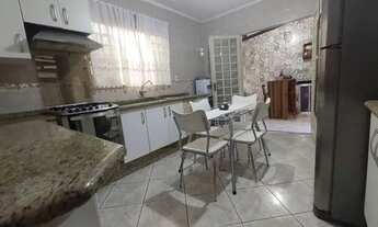 Imagem 7: Casa para venda tem 147 metros quadrados com 3 quartos em Vila Nely - Itaquaquecetuba - SP