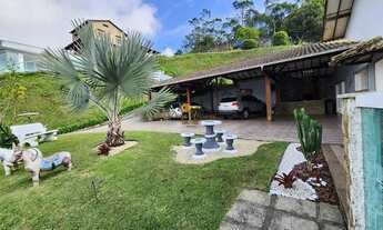 Imagem 3: Casa para Locação em Teresópolis, Panorama, 4 dormitórios, 1 suíte, 3 banheiros, 4 vagas