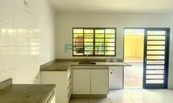 Imagem 7: Locação Sobrado com 06 dormitórios, 01 suíte, 06 vagas de garagem no Planalto Paulista