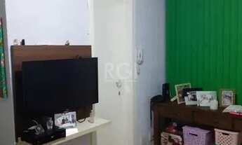 Imagem 2: Apartamento para Venda - 38m², 2 dormitórios, 1 vaga - Rubem Berta