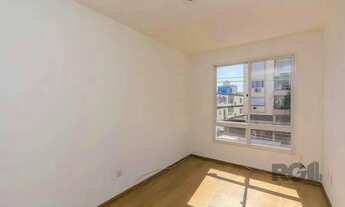 Imagem 4: PORTO ALEGRE - Apartamento Padrão - Partenon