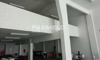 Imagem 2: Lojas disponíveis para aluguel tem 372 m², no Pechincha - Rio de Janeiro - RJ