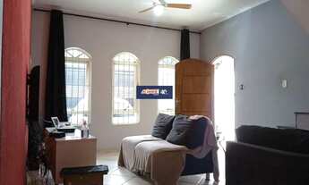 Imagem 3: ÓTIMO SOBRADO INDIVIDUAL 250M² COM 3 DORMITÓRIOS E 4 VAGAS DE GARAGEM - VILA BARROS