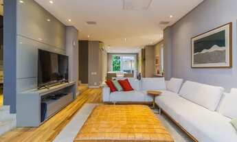 Imagem 2: CASA À VENDA REFORMADA COM 480M2 - 4 QUARTOS - PISCINA EM ALTO DE PINHEIROS