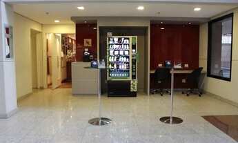 Imagem 4: Flat em Moema com 2 dorms para locação, prox a Av Ibirapuera, Metrô Moema, fácil acesso ao