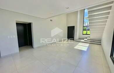 Imagem 3: Sobrado no Condomínio Terras Alpha com 4 suítes e Piscina. Oportunidade!