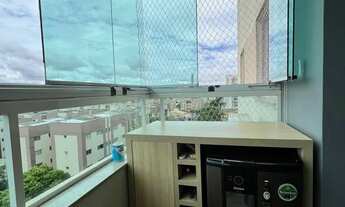 Imagem 4: Sofisticação e lazer. Apartamento com varanda gourmet, perfeito para curtir momentos incri