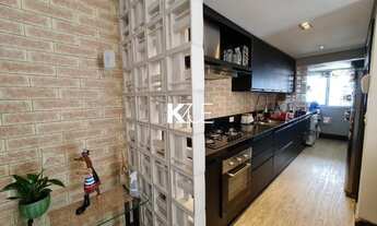 Imagem: Cobertura duplex, em condomínio com área