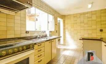 Imagem 3: Sobrado próximo ao metro brás