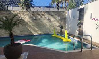 Imagem 3: Casa de condomínio para venda com 458 metros quadrados com 4 quartos