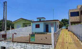 Imagem: Casa à venda em Olaria com 100 m², 4 quartos