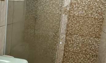 Imagem 6: Vendo com promessa de venda. Independente e encima da casa do meu filho. Com varanda