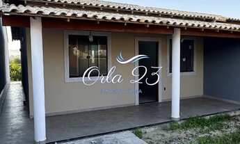 Imagem 3: GUARATIBA, ORLA 23 IMOBILIÁRIA! Elegante imóvel com amplo quintal