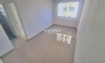 Imagem 5: MÉIER - Fábio Luz - 1 Quarto - 2 Banheiros - 1 Vaga