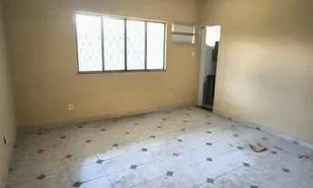 Imagem 3: ALUGO CASA COM 03 QUARTOS EM BANGU!