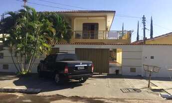 Imagem 2: Sobrado à venda em Goiânia, Jardim Europa, com 4 quartos, com 385 m²