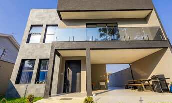 Imagem 2: Excelente Sobrado Novo a Venda no xaxim