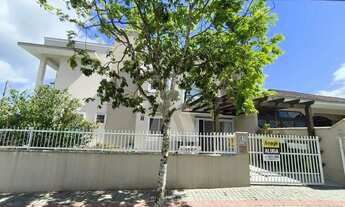 Imagem: CASA COMPLETA DE ARMÁRIOS NO FLORESTA COM