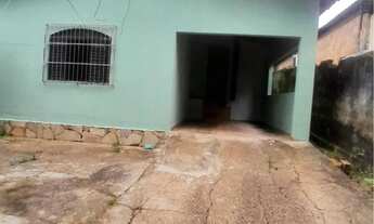 Imagem: Vendo casa no sol nascente