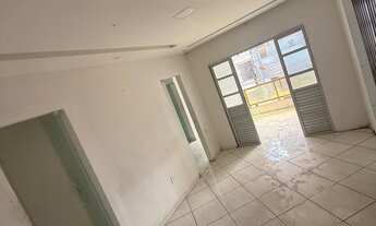 Imagem 2: Aluga-se casa ampla