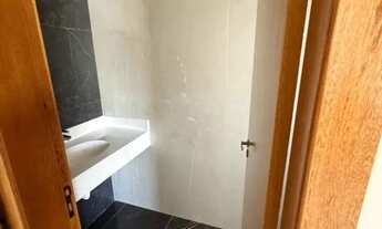 Imagem 6: Sobrado para Venda em São José, Lisboa III, 3 dormitórios, 1 suíte, 2 banheiros, 2 vagas