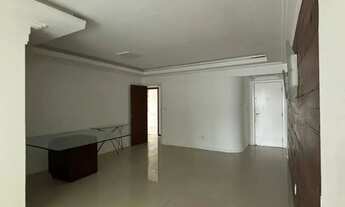 Imagem 3: Imóvel para aluguel e venda com 194 metros quadrados com 4 quartos