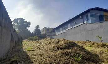 Imagem: PRÓXIMO AO COMÉRCIO E AO TRANSPORTE PÚBLICO