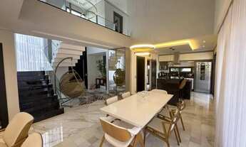 Imagem 7: Casa à venda e para alugar em Santana de Parnaíba, Suru, com 3 suítes, com 275 m²