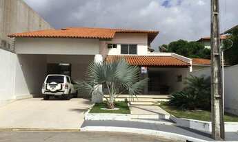 Imagem: Vendo ótima casa em condomínio // ao lado