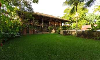 Imagem 2: Sobrado Alto Padrão a Venda na Praia de Pernambuco Guarujá