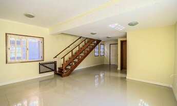 Imagem 6: Porto Alegre - Casa Padrão - Tristeza