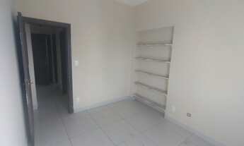 Imagem 3: Apartamento para aluguel e venda possui 70 metros quadrados com 2 quartos