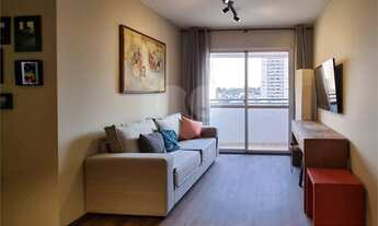 Imagem: Apto de 52m reformado, 2 dorms varanda