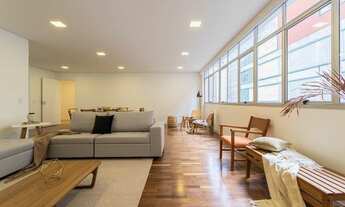 Imagem 2: Apartamento totalmente reformado na Vila Nova!!! Com 201m2, 4 dormitórios sendo 1 suíte, 2