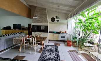 Imagem 5: Casa para Venda no bairro Centro em Balneário Camboriú, 5 quartos sendo 1 suíte, 4 vagas