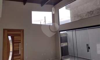 Imagem 6: Belíssima casa de 67m² disponível para venda no Recanto Tropical em Taubaté-SP