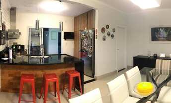 Imagem 4: Um Lindíssimo Sobrado com Suíte master, 10 Vagas - 232M² de área construída no Jd. da Glór