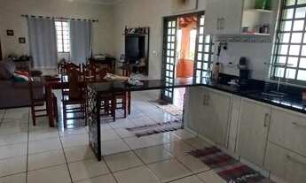 Imagem 5: Chácara para Venda em Ribeirão Preto, Bonfim Paulista, 4 dormitórios, 2 suítes, 3 banheiro