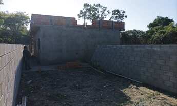 Imagem 4: Casa para venda tem 56 metros quadrados com 2 quartos em Jardim Maramba - Itanhaém - SP