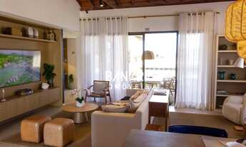 Imagem 3: Casa na beira do canal em Búzios em condomínio de luxo