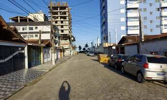 Imagem 2: Casa para venda possui 100 metros quadrados com 3 quartos em Maracanã - Praia Grande - SP